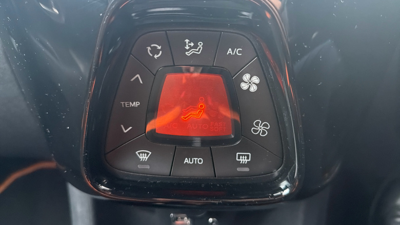 Toyota Aygo 1.0 VVT-i JBL Edition 5dr x-shift Petrol Hatchback